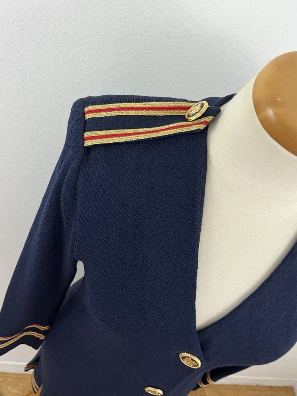 St. John Santana Knit 2pc Pleated Skirt Suit Set Nautical Braid Trim Jacket 6 - Picture 3 of 14